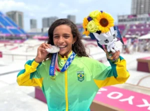 Rayssa Leal, Fadinha do skate, Olimpíadas Paris 2024, maior nota no skate, skate feminino, desempenho histórico, jovem skatista, superação no esporte, motivação, inspiração